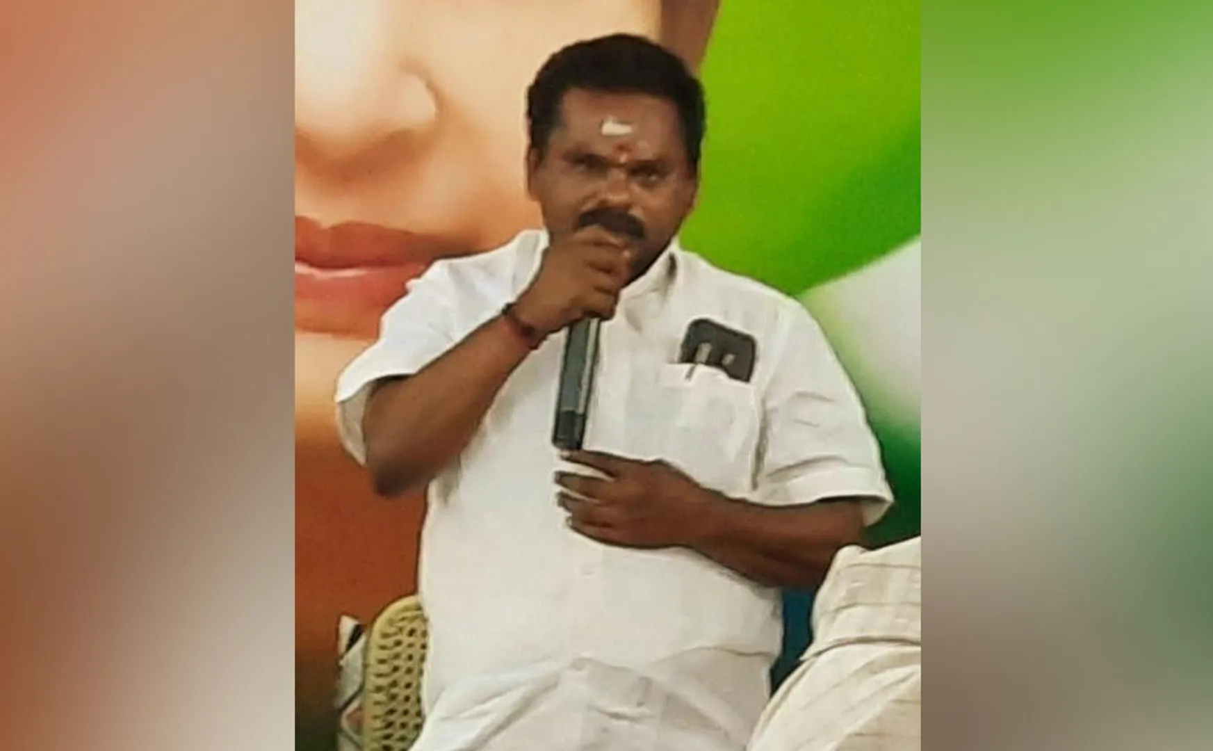 after election campaign admk leader back to home down incident 